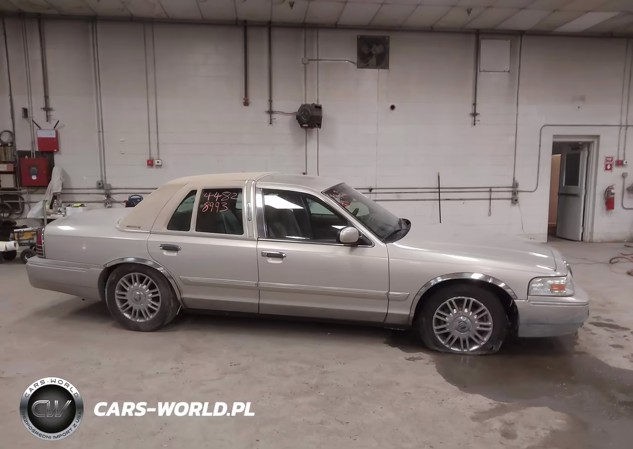 2008 Mercury Grand Marquis Ls VIN:2MEHM75V28X644258 - 13