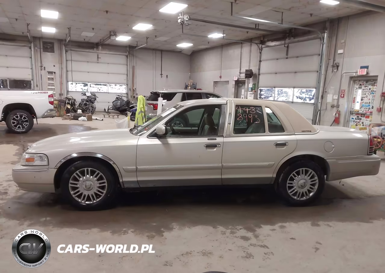2008 Mercury Grand Marquis Ls VIN:2MEHM75V28X644258 - 14