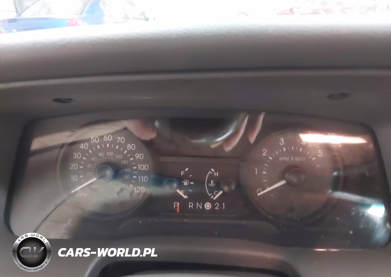 2008 Mercury Grand Marquis Ls VIN:2MEHM75V28X644258 - 7