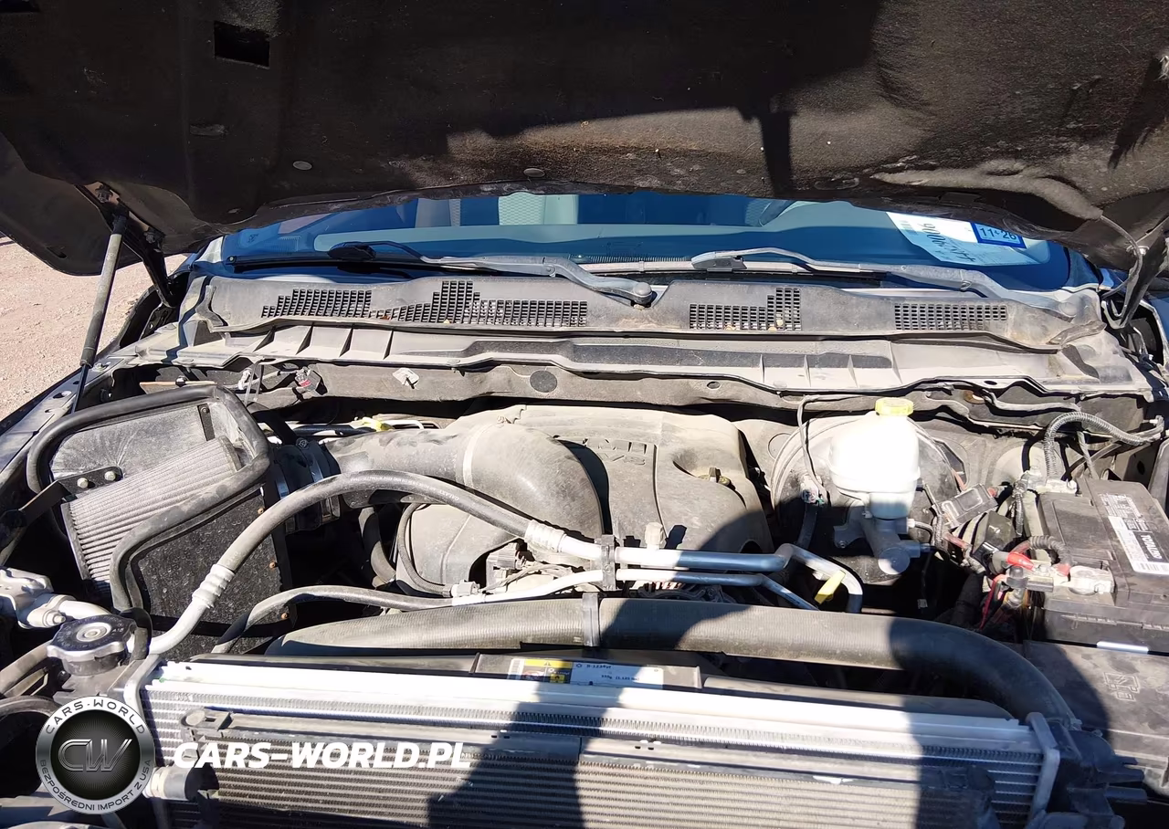 2015 Ram 1500 Express VIN:3C6JR6AT5FG707984 - 10