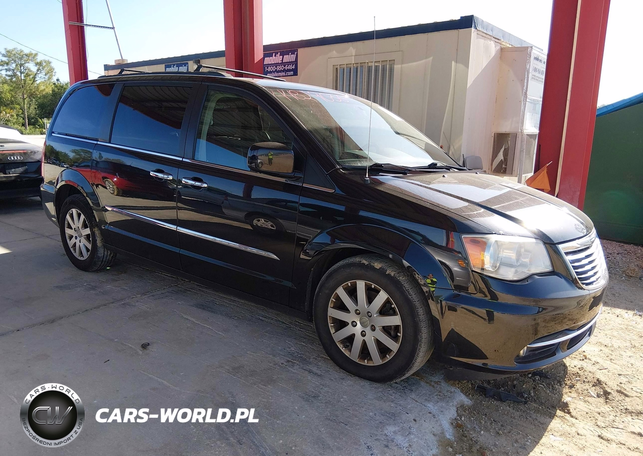 2015 Chrysler Town & Country Touring