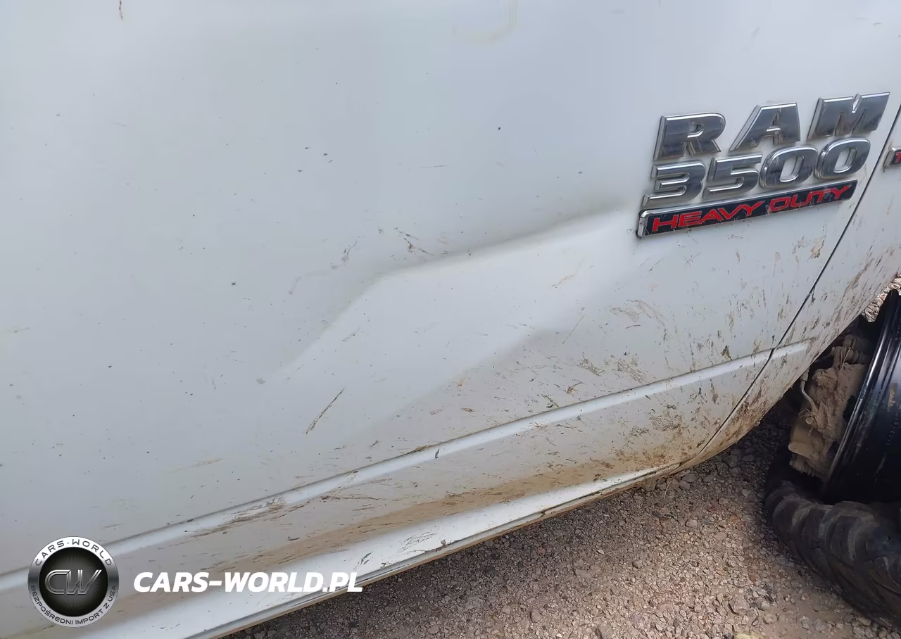 2018 Ram 3500 Tradesman 4X4 8' Box VIN:3C63RRGL3JG305035 - 20