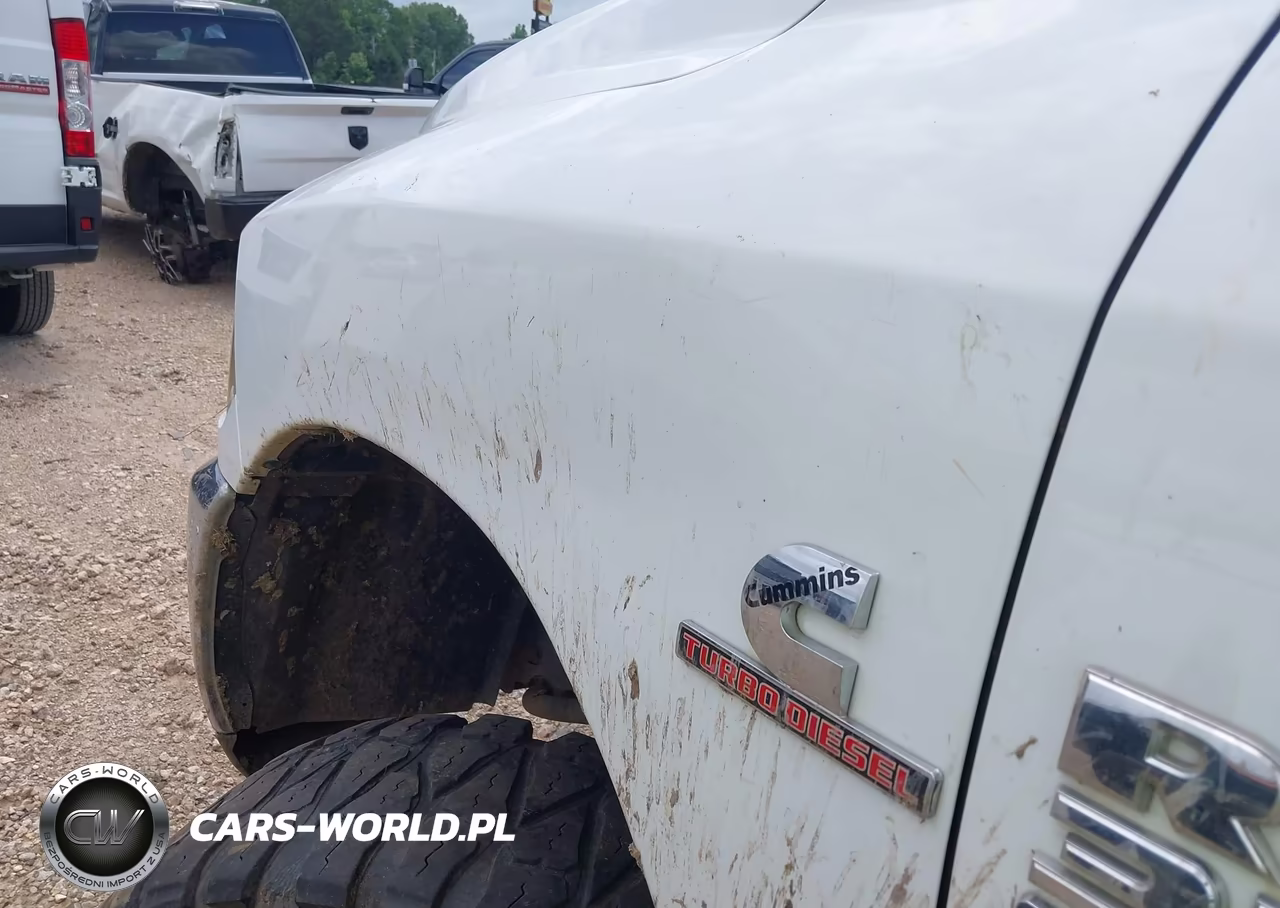 2018 Ram 3500 Tradesman 4X4 8' Box VIN:3C63RRGL3JG305035 - 23