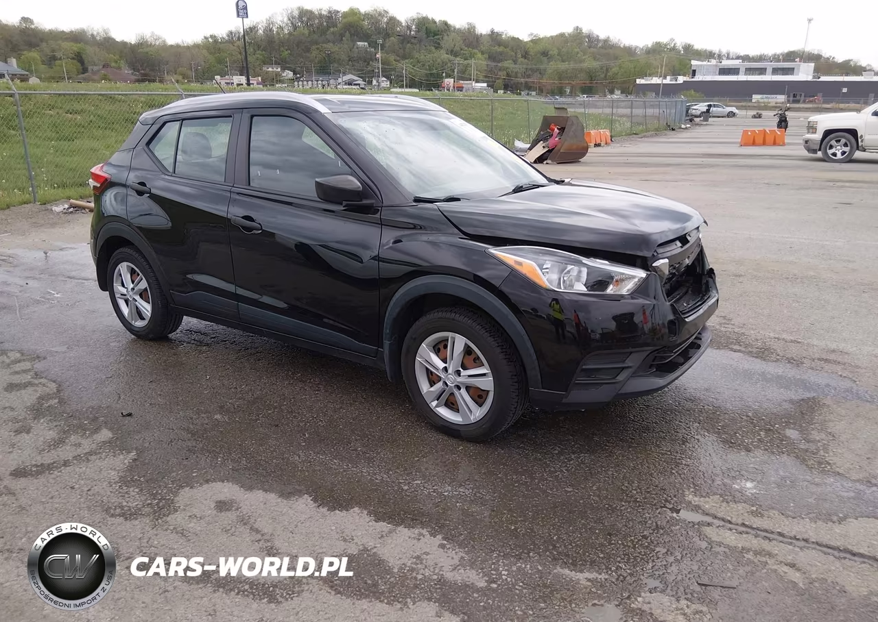2019 Nissan Kicks S