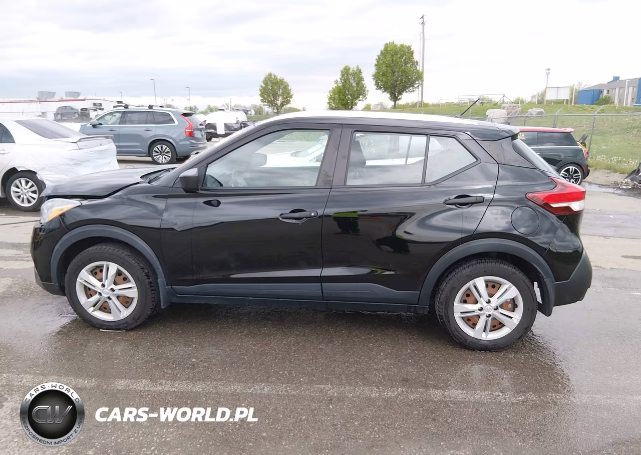 2019 Nissan Kicks S VIN:3N1CP5CU5KL562196 - 14