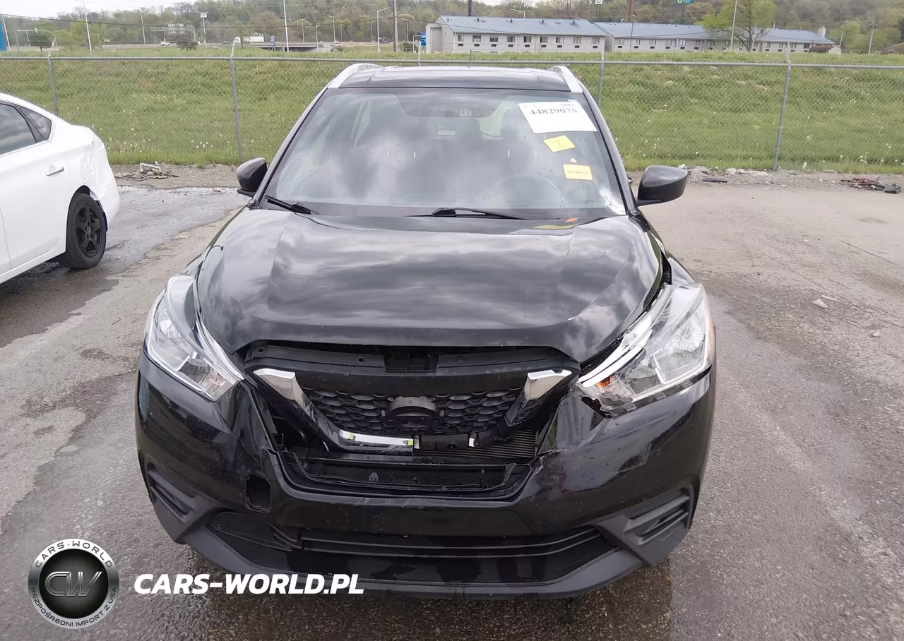 2019 Nissan Kicks S VIN:3N1CP5CU5KL562196 - 6
