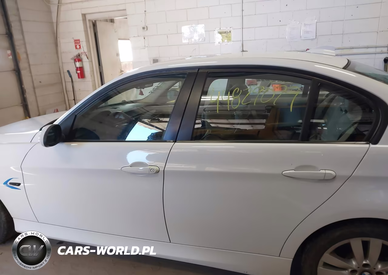 2007 BMW 328Xi VIN:WBAVC93517KZ72193 - 14