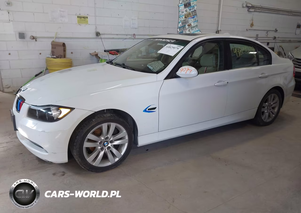 2007 BMW 328Xi VIN:WBAVC93517KZ72193 - 2