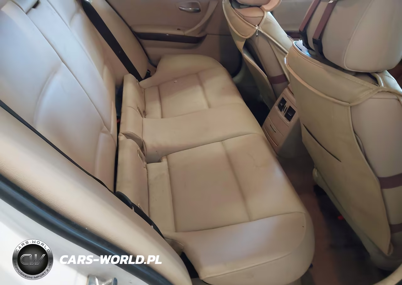 2007 BMW 328Xi VIN:WBAVC93517KZ72193 - 8