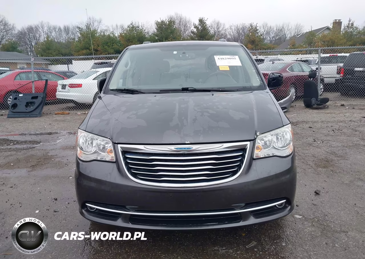 2016 Chrysler Town & Country Touring VIN:2C4RC1BG9GR292617 - 12
