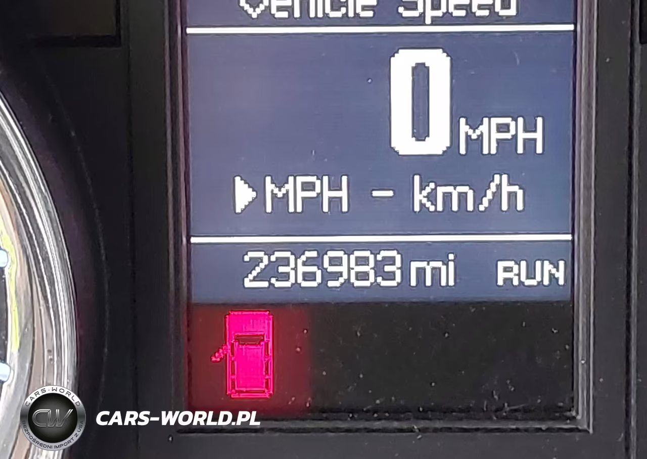 2016 Chrysler Town & Country Touring VIN:2C4RC1BG9GR292617 - 15