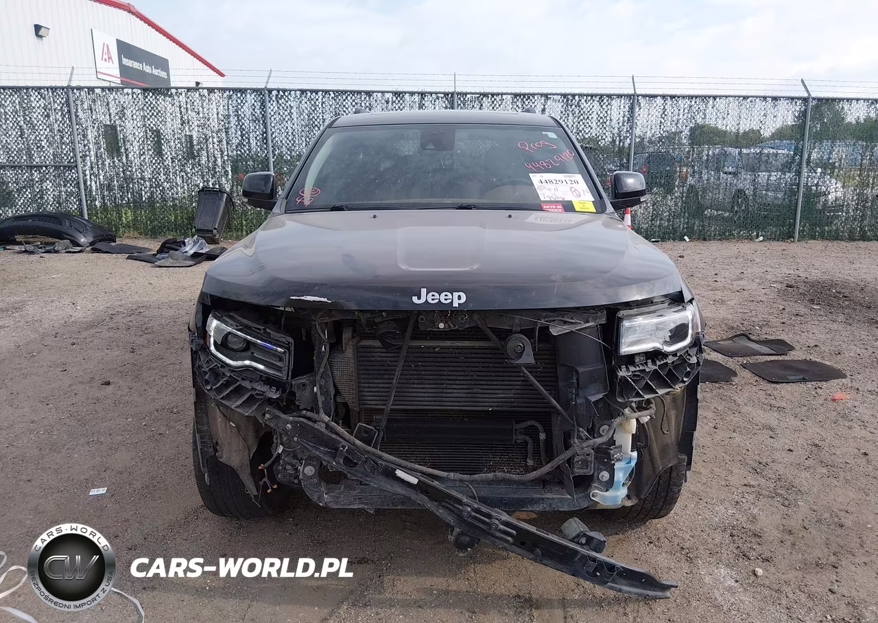 2015 Jeep Grand Cherokee Summit VIN:1C4RJFJM4FC890762 - 6