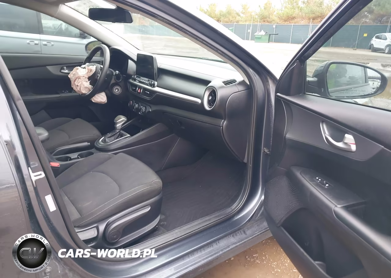2021 Kia Forte Lxs VIN:3KPF24AD9ME359860 - 5
