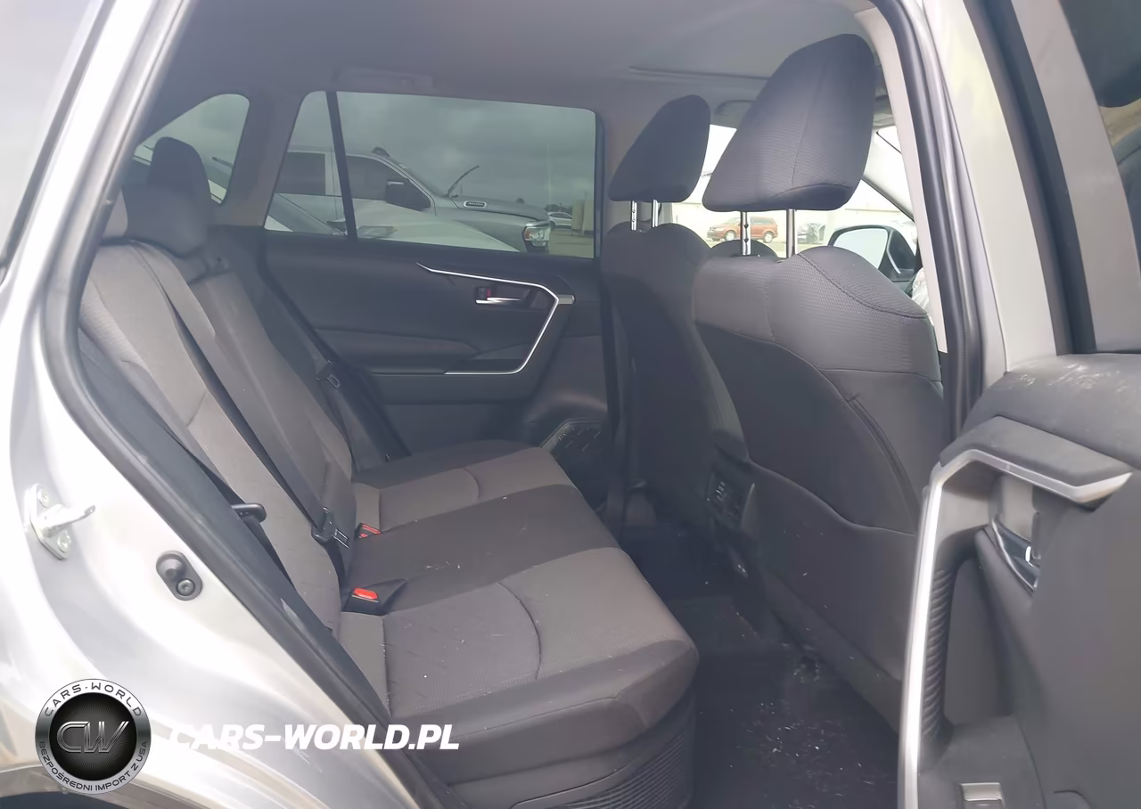 2025 Toyota Rav4 Hybrid Xle VIN:JTMRWRFV6SJ074517 - 8