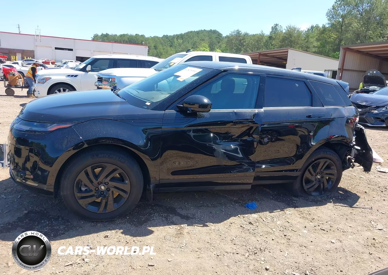 2024 Land Rover Range Rover Evoque Core S VIN:SALZJ2FX8RH261310 - 13