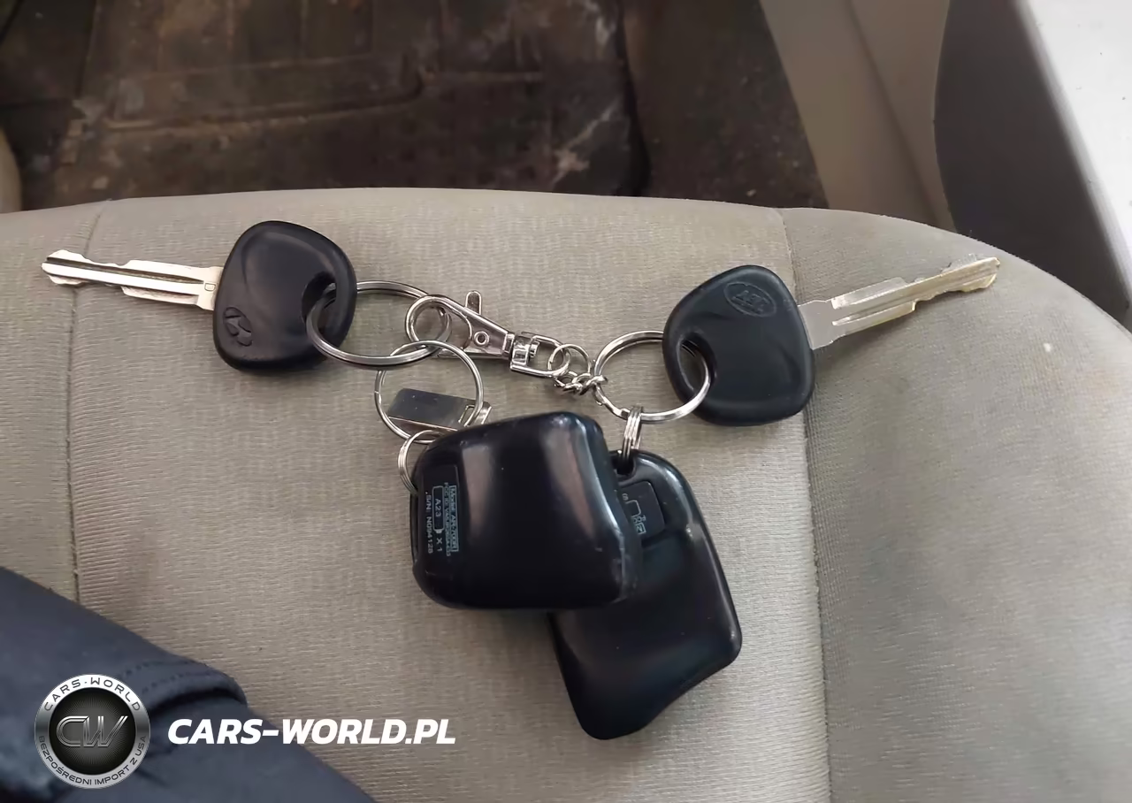 2008 Hyundai Elantra Gls-Se VIN:KMHDU46D08U537782 - 11
