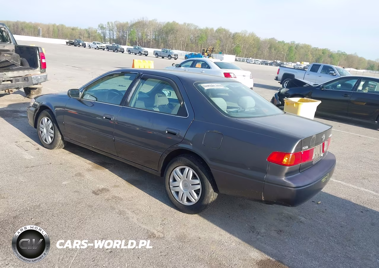 2001 Toyota Camry Le VIN:4T1BG22KX1U840470 - 3