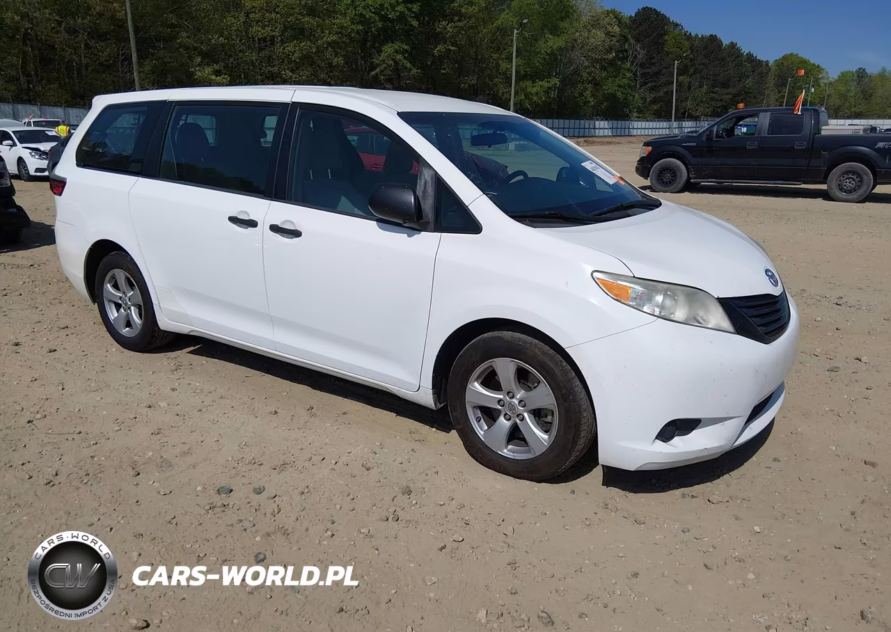 2015 Toyota Sienna L 7 Passenger