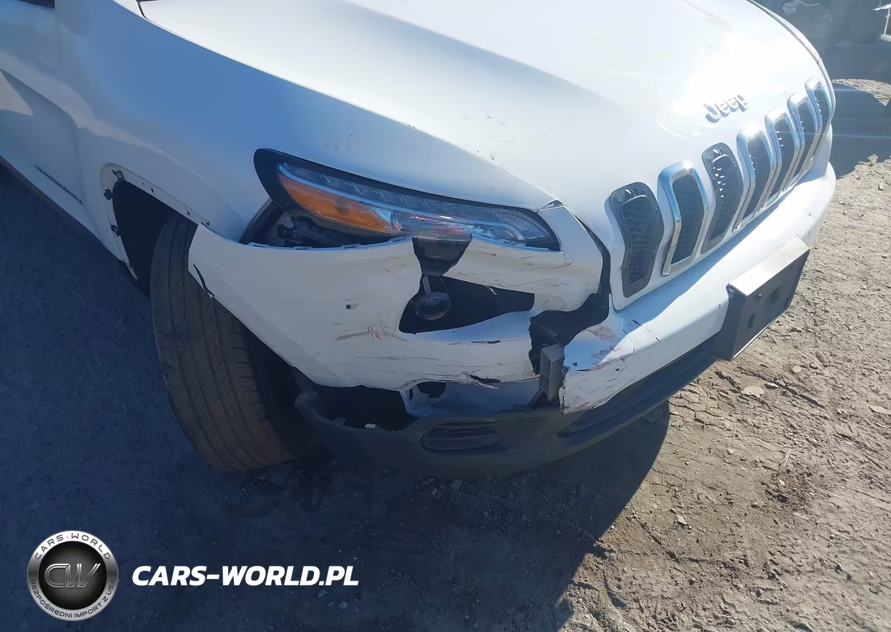2015 Jeep Cherokee Sport VIN:1C4PJMABXFW685164 - 6