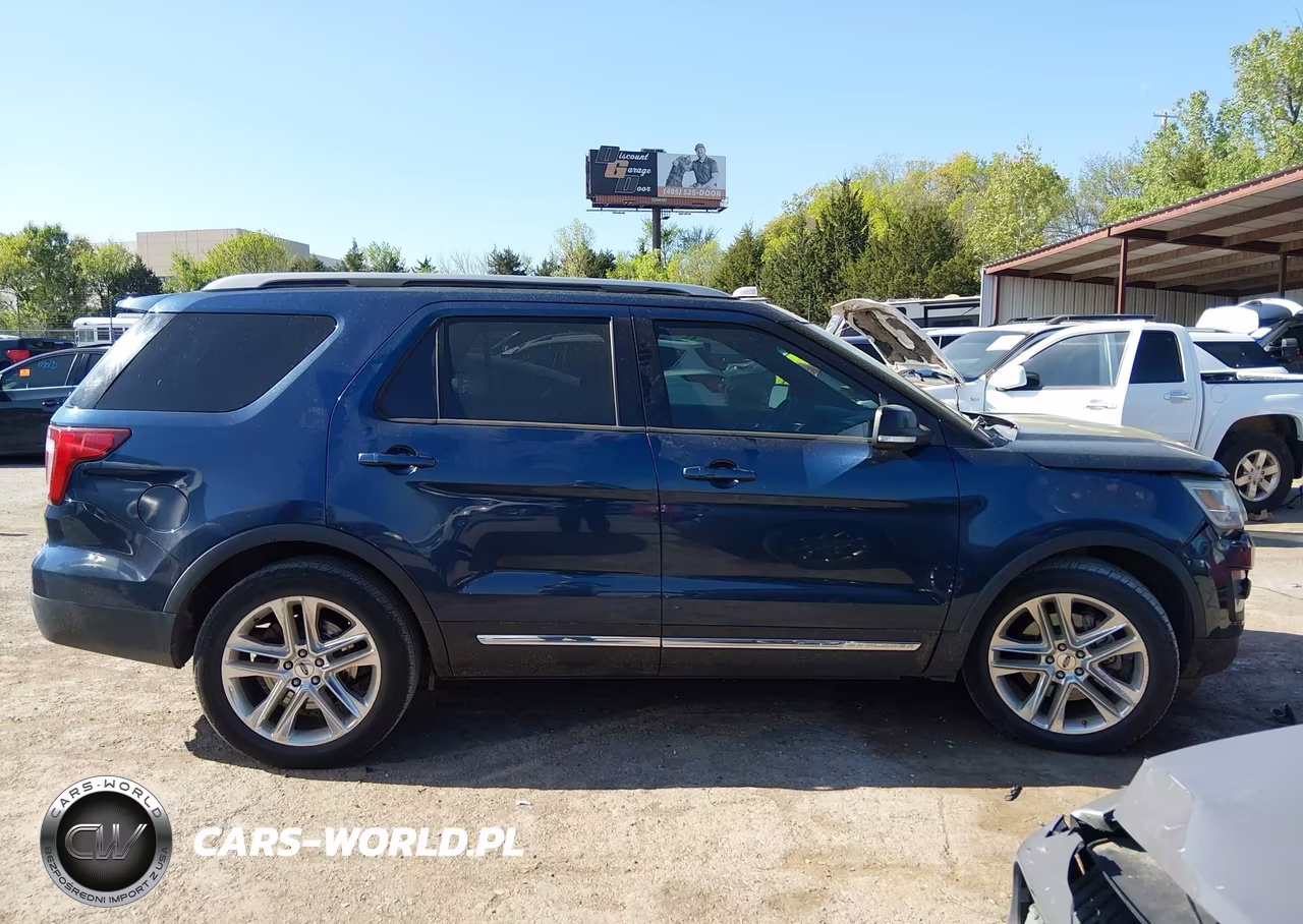 2017 Ford Explorer Xlt VIN:1FM5K7D8XHGA59127 - 13