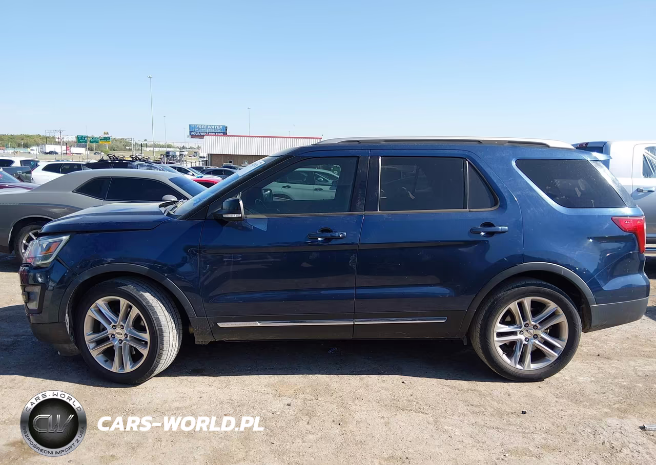 2017 Ford Explorer Xlt VIN:1FM5K7D8XHGA59127 - 14