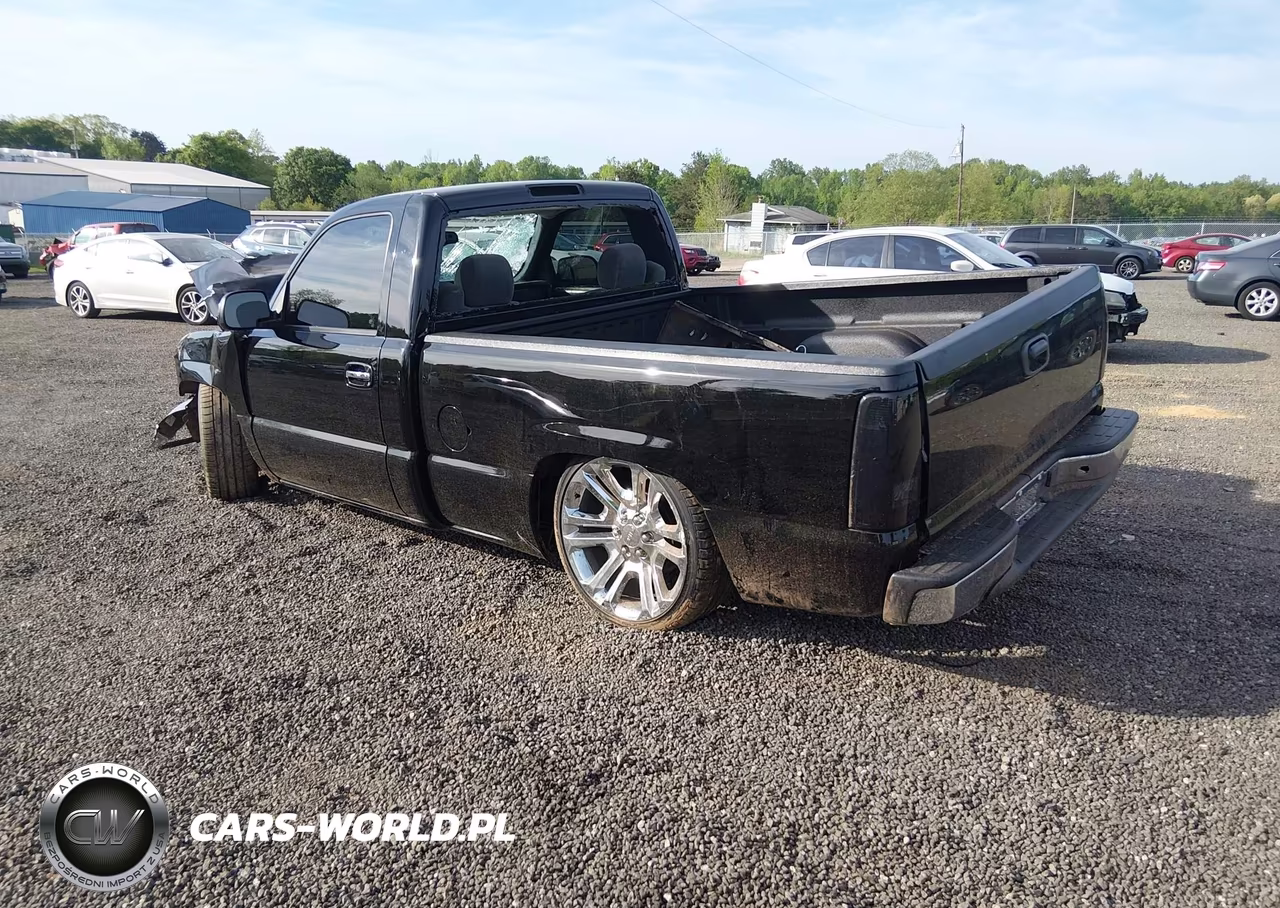 2007 GMC Sierra 1500 Classic Work VIN:1GTEC14X37Z137093 - 3