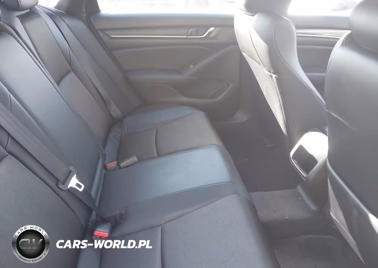 2018 Honda Accord Sport VIN:1HGCV1F34JA184569 - 8