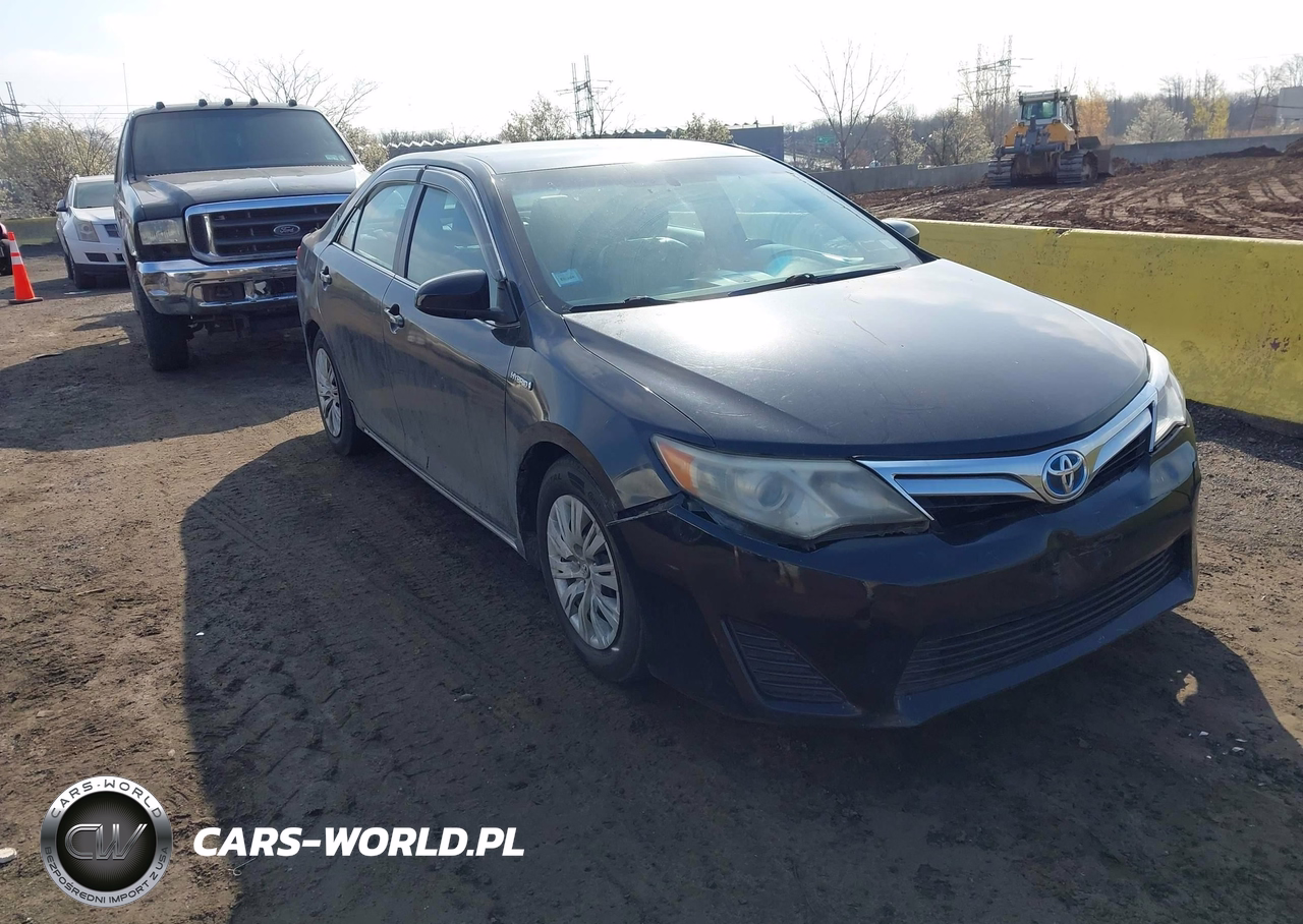 2013 Toyota Camry Hybrid Le