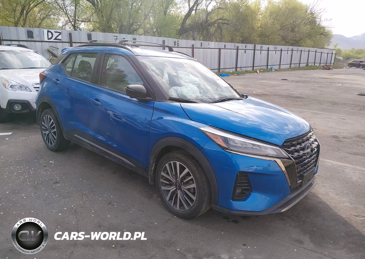 2023 Nissan Kicks Sr Xtronic Cvt