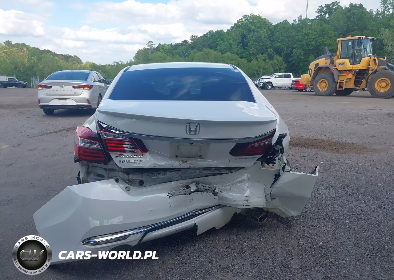 2016 Honda Accord Sport VIN:1HGCR2F56GA153098 - 16