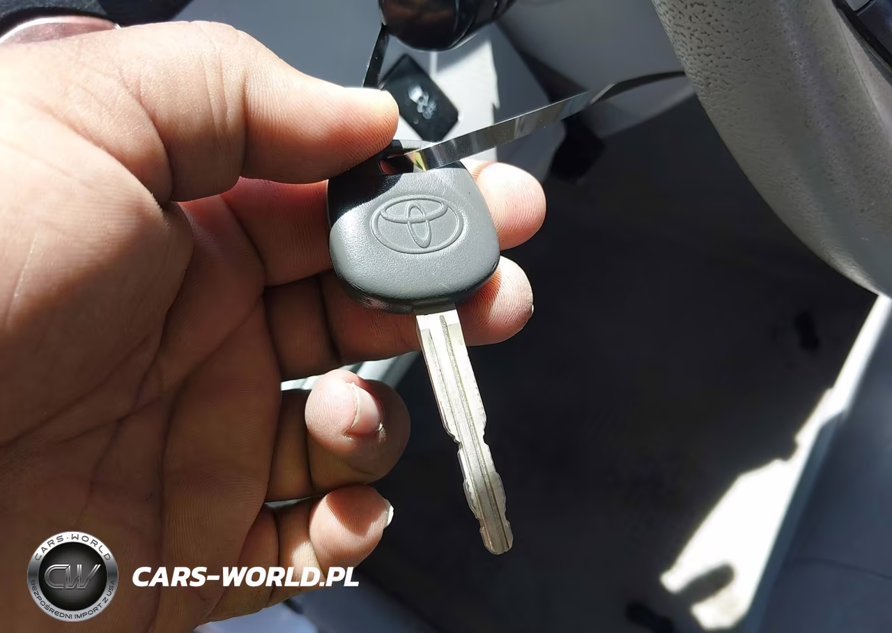 2012 Toyota Avalon VIN:4T1BK3DB5CU451000 - 11