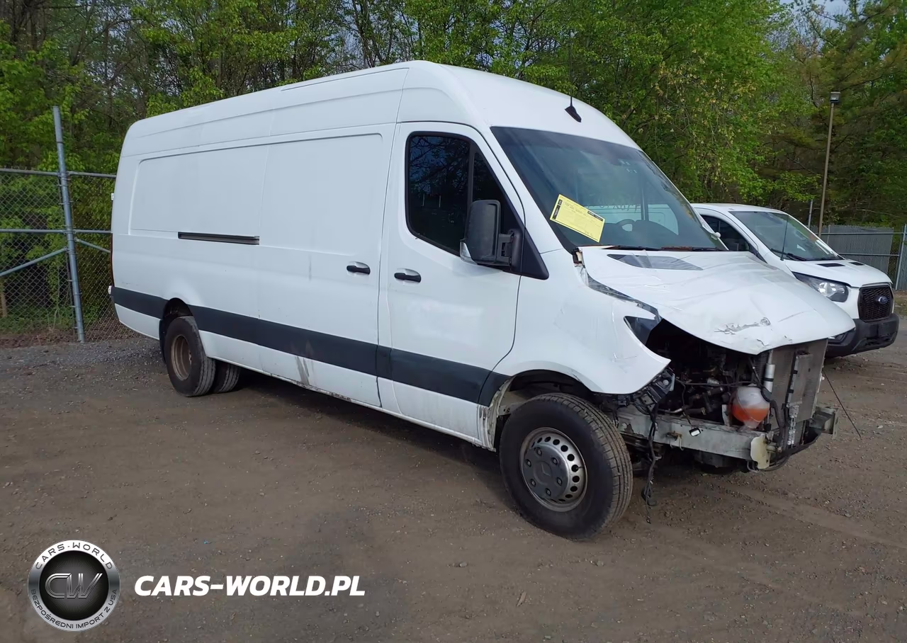 2021 Mercedes-Benz Sprinter 4500 High Roof V6
