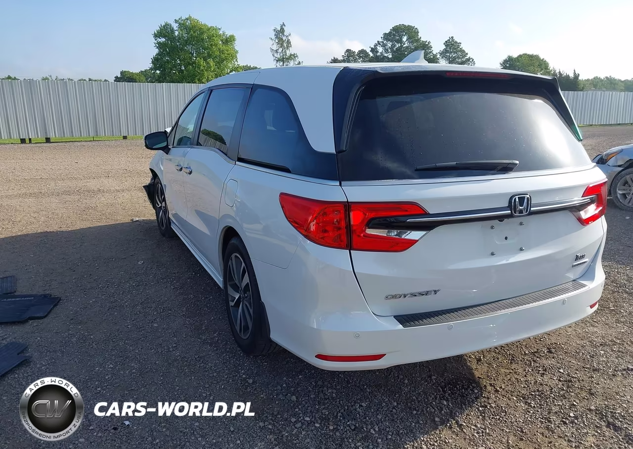 2023 Honda Odyssey Touring VIN:5FNRL6H88PB036039 - 3