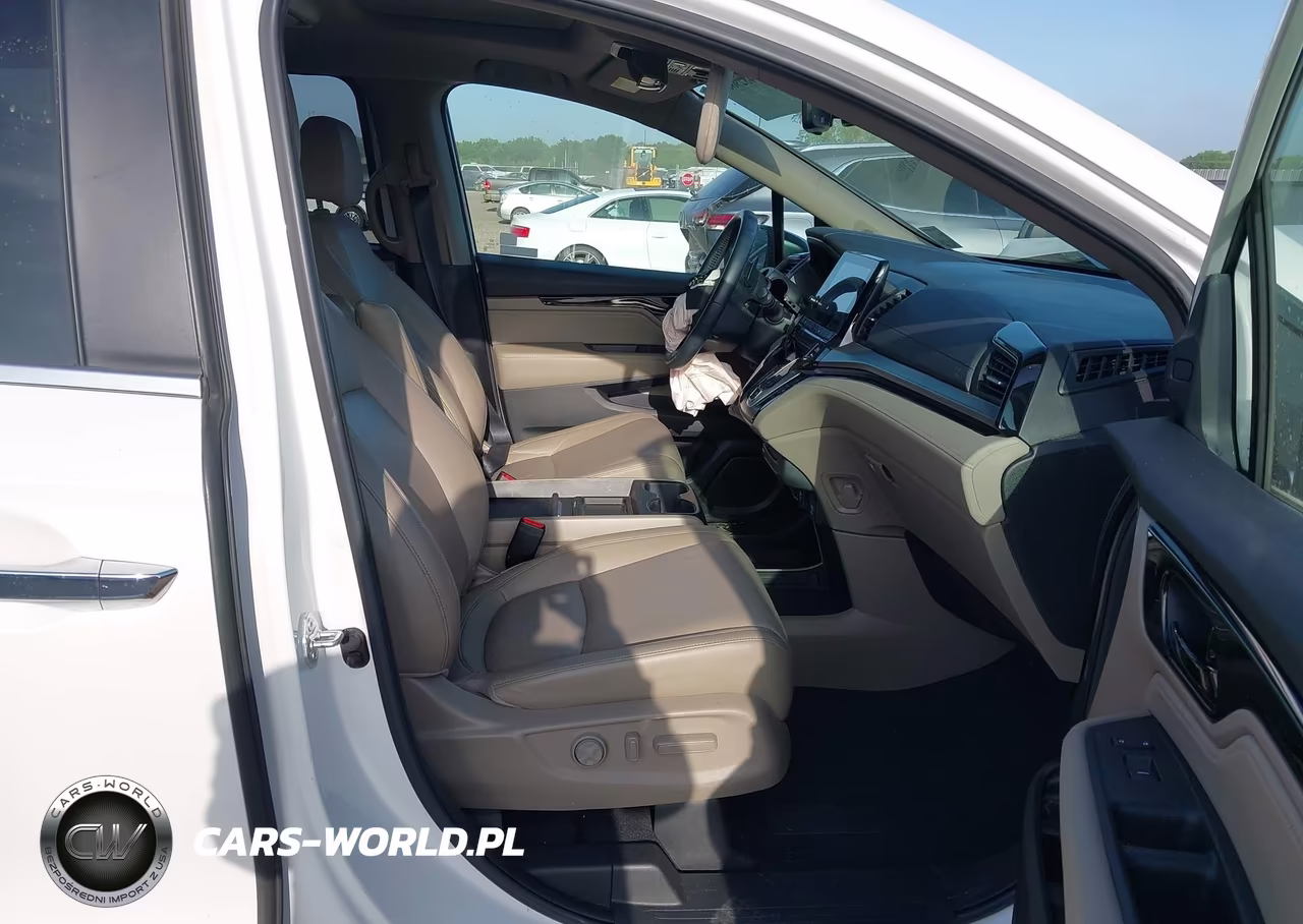 2023 Honda Odyssey Touring VIN:5FNRL6H88PB036039 - 5