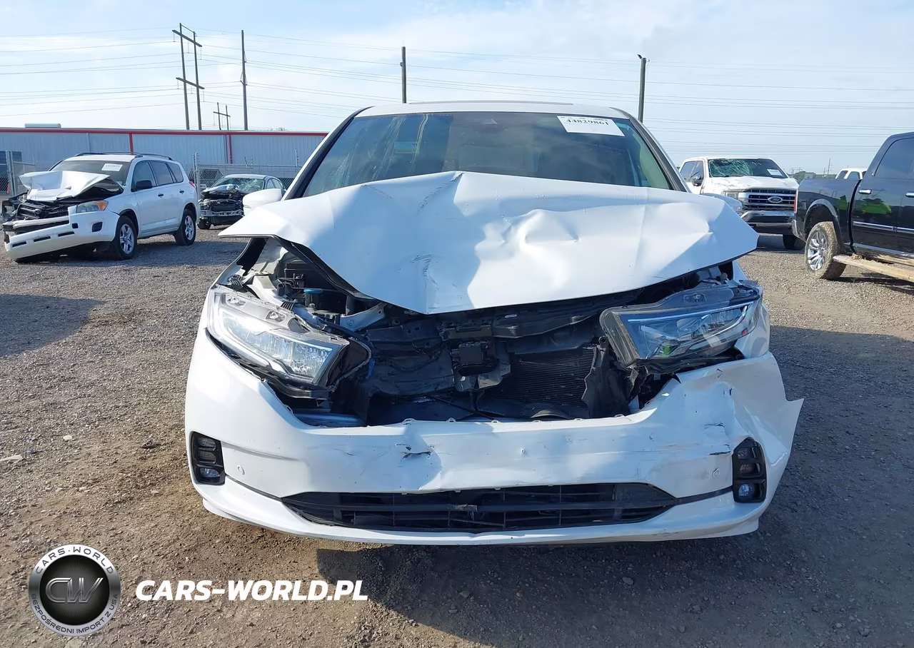 2023 Honda Odyssey Touring VIN:5FNRL6H88PB036039 - 6
