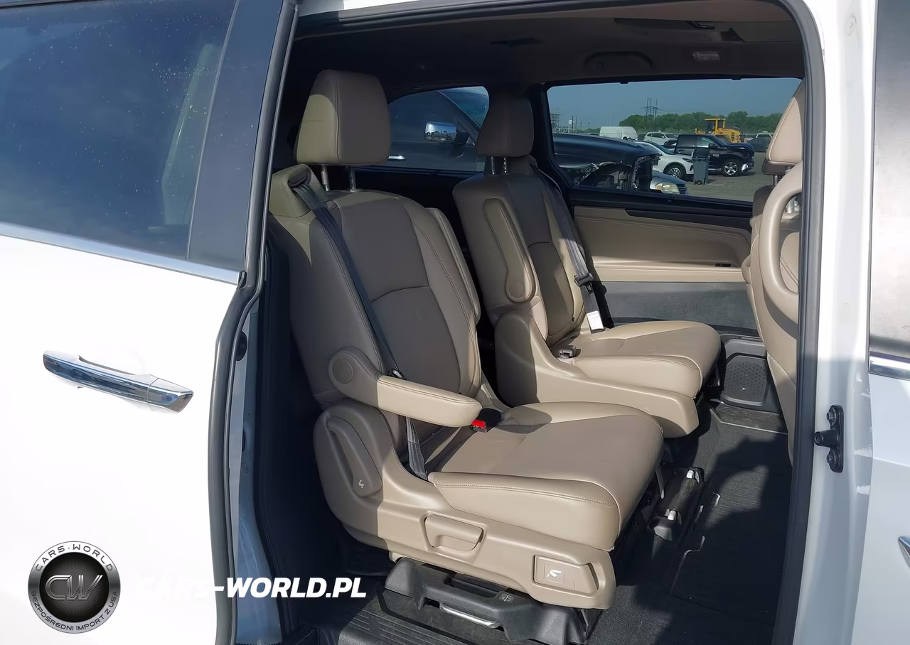 2023 Honda Odyssey Touring VIN:5FNRL6H88PB036039 - 8