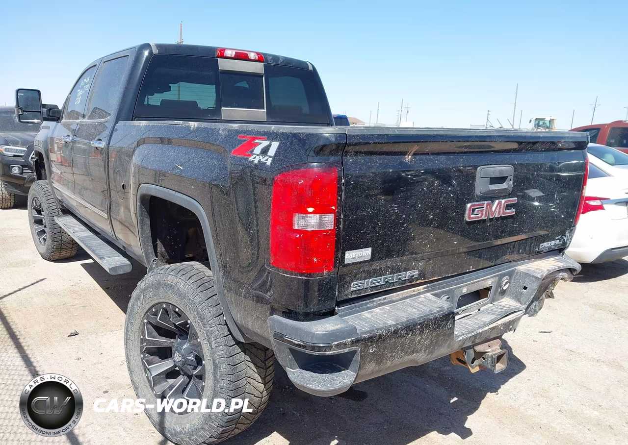 2015 GMC Sierra 2500Hd Denali VIN:1GT120E89FF600728 - 3