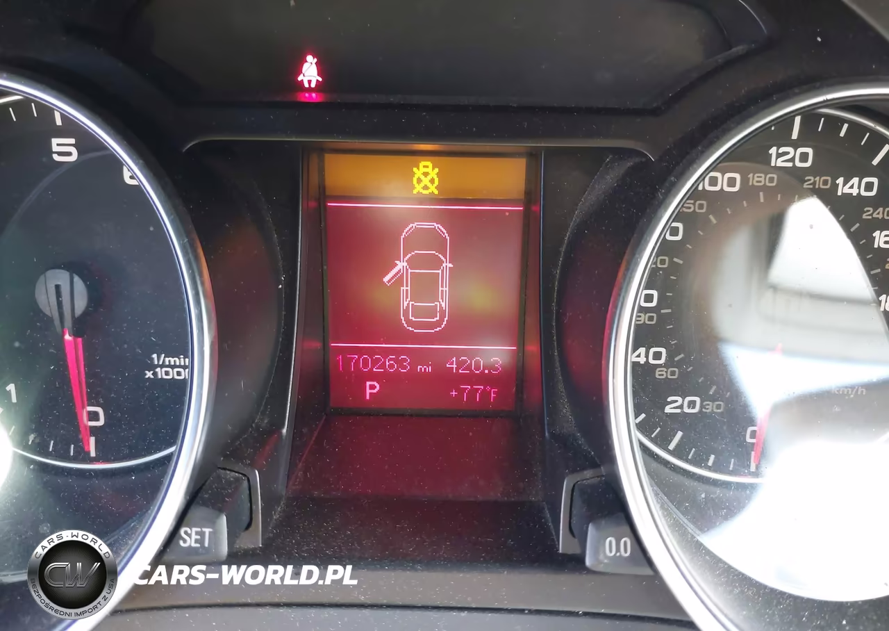 2011 Audi A5 2.0T Premium VIN:WAUCFAFR3BA061828 - 7