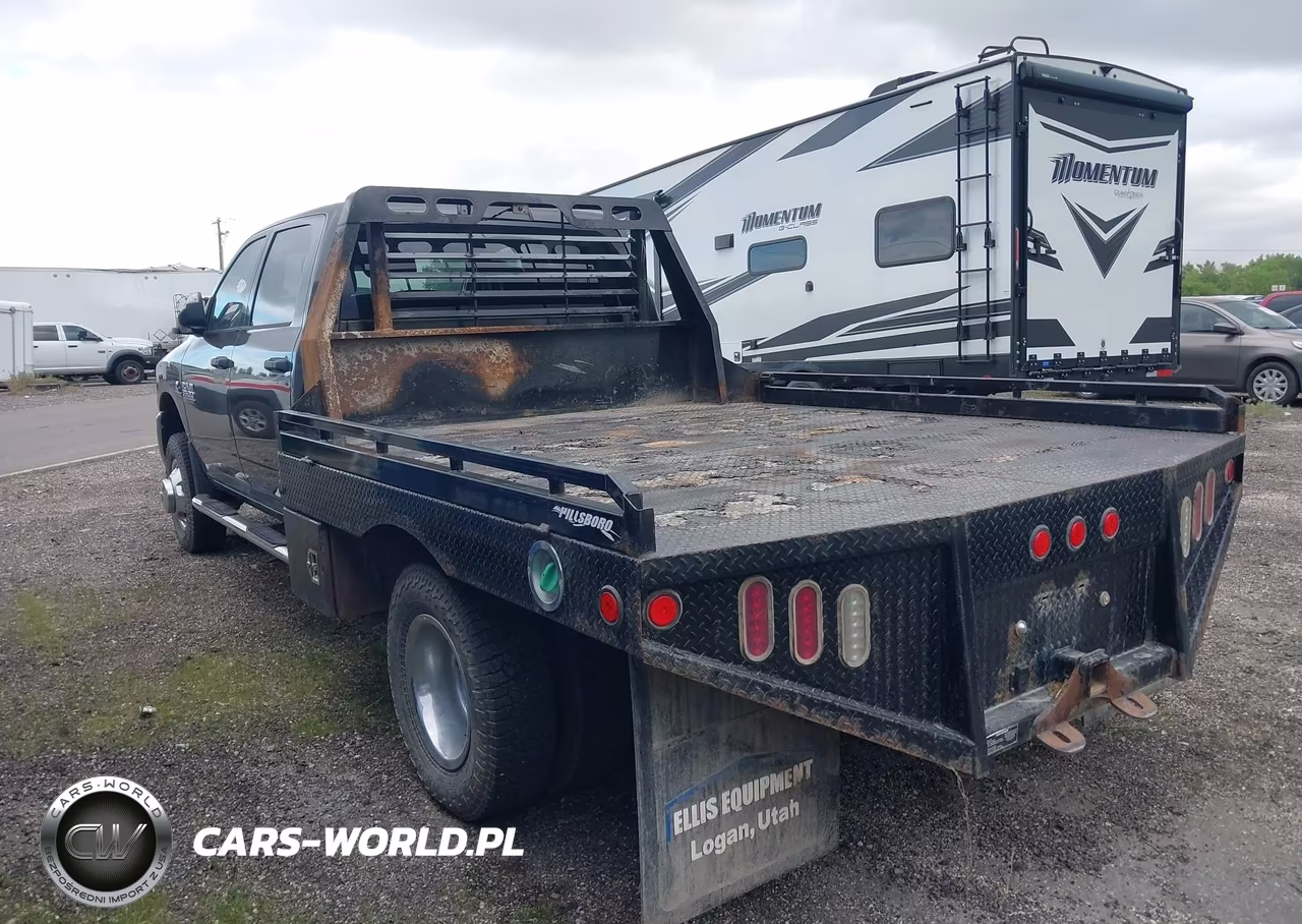 2017 Ram 3500 Chassis Tradesman-Slt-Laramie VIN:3C7WRTCL3HG678050 - 4