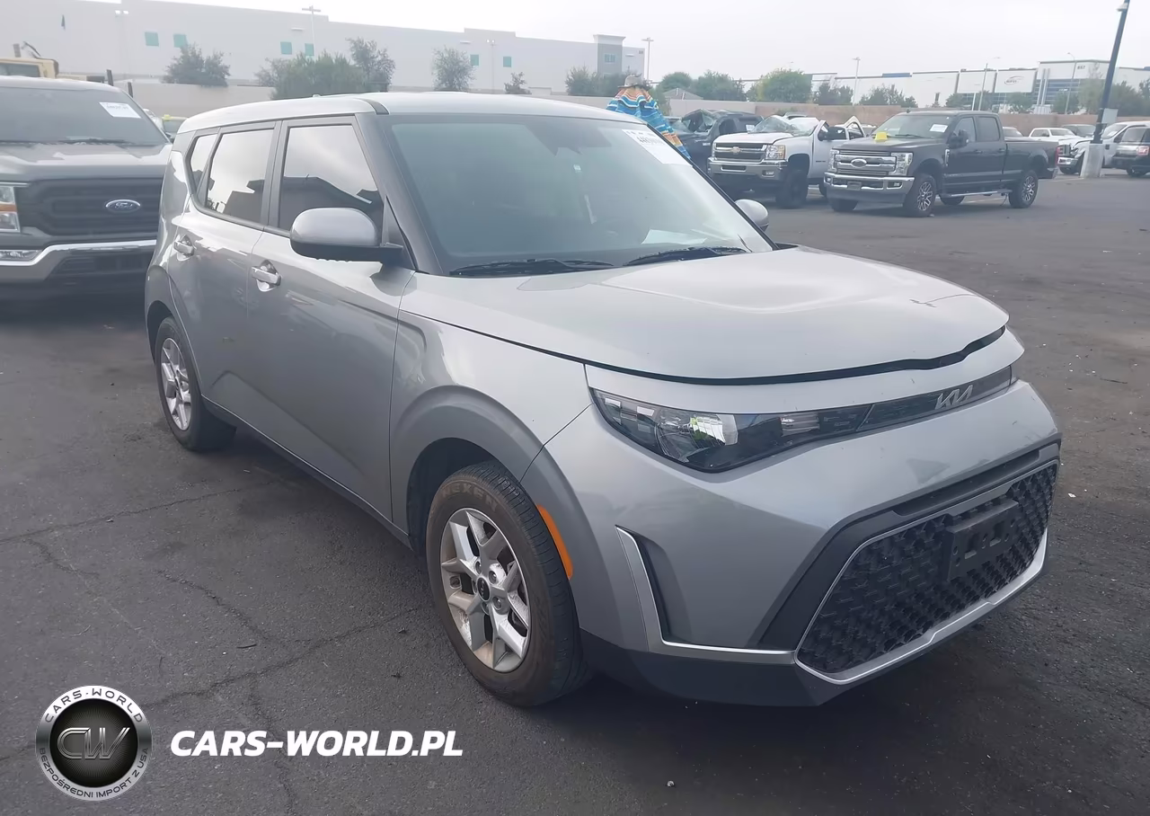 2025 Kia Soul Lx VIN:KNDJ23AU3S7939882 - 13