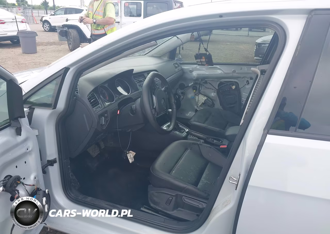 2021 Volkswagen Golf 1.4T Tsi VIN:3VWG57AU3MM005753 - 19