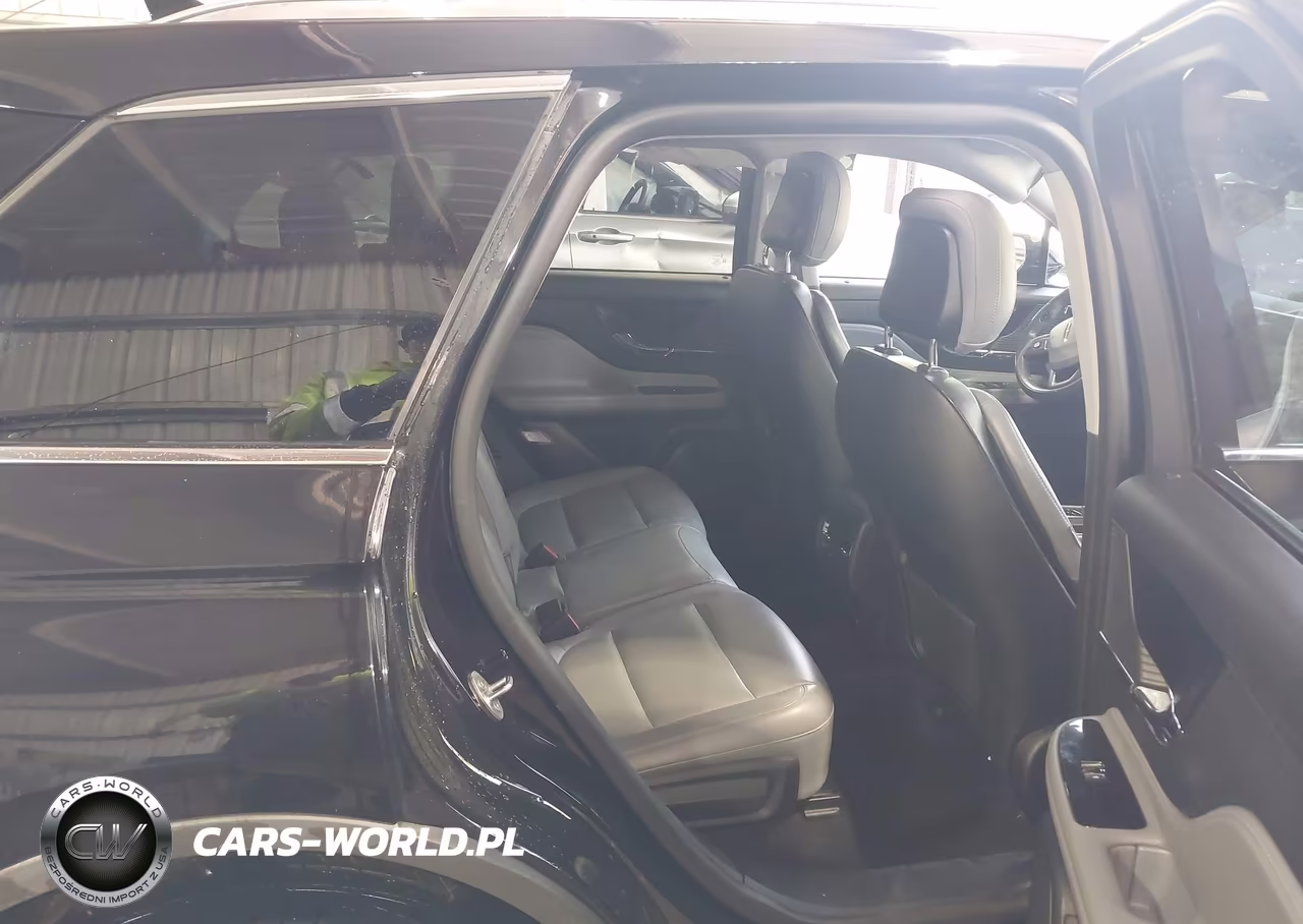 2020 Lincoln Corsair Standard VIN:5LMCJ1C91LUL20671 - 8