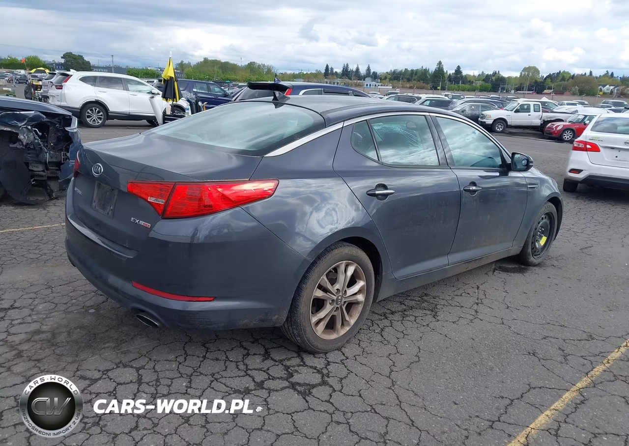 2011 Kia Optima Ex Turbo VIN:KNAGN4A66B5131799 - 4