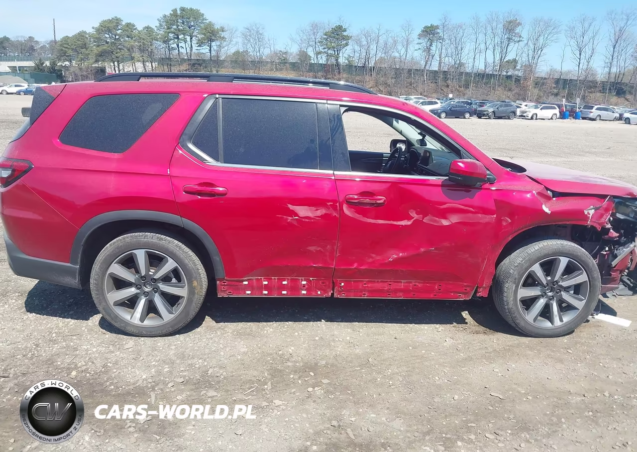 2025 Honda Pilot Elite VIN:5FNYG1H81SB044916 - 13