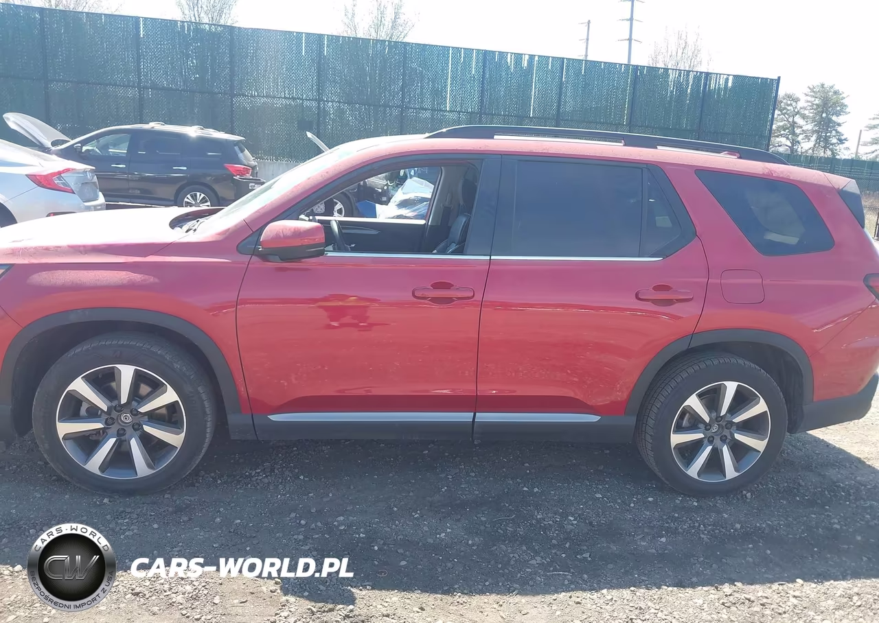 2025 Honda Pilot Elite VIN:5FNYG1H81SB044916 - 14