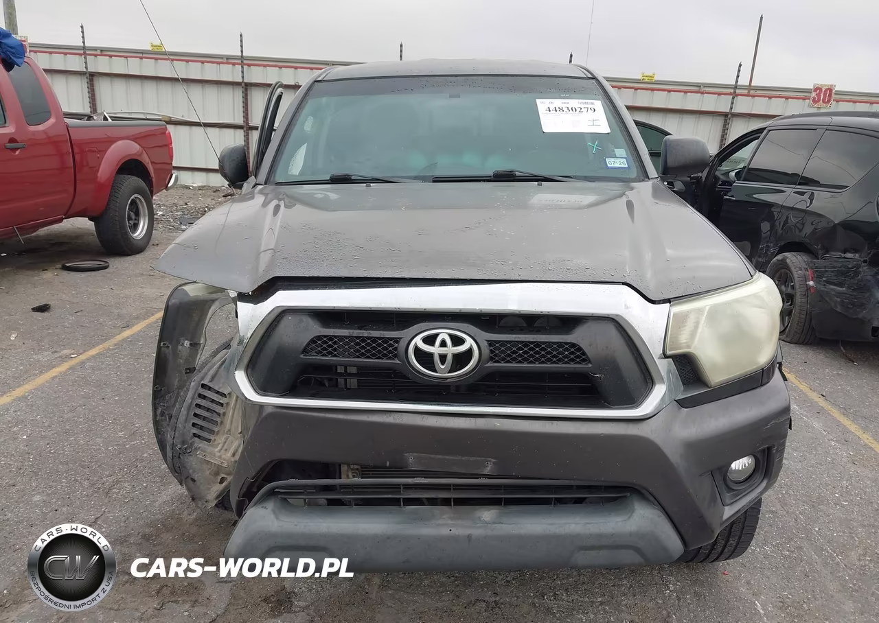 2014 Toyota Tacoma Prerunner V6 VIN:5TFJU4GN5EX063918 - 12