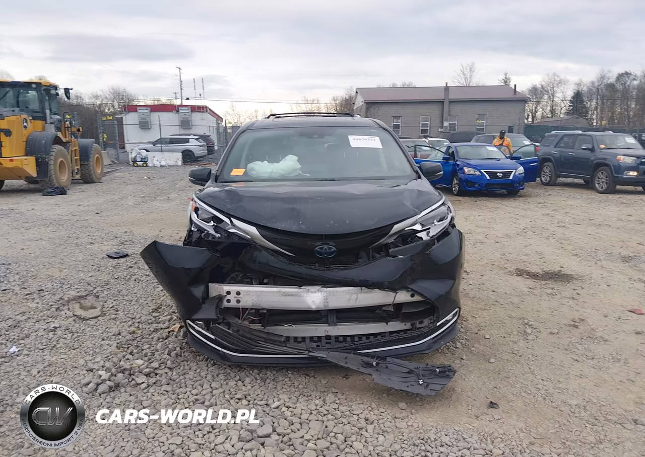 2023 Toyota Sienna Platinum VIN:5TDESKFC5PS082442 - 12