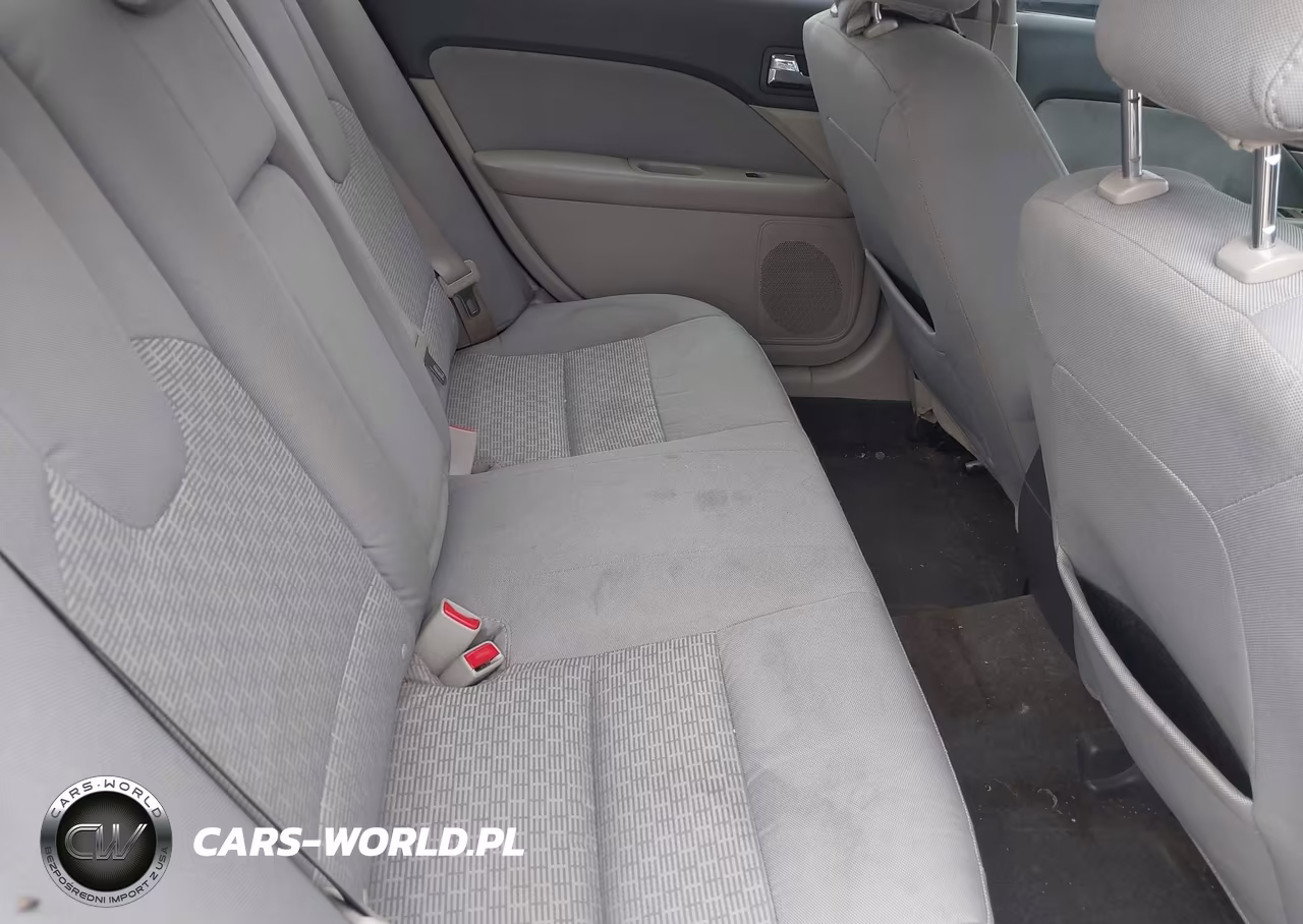 2012 Ford Fusion Se VIN:3FAHP0HA8CR365225 - 8