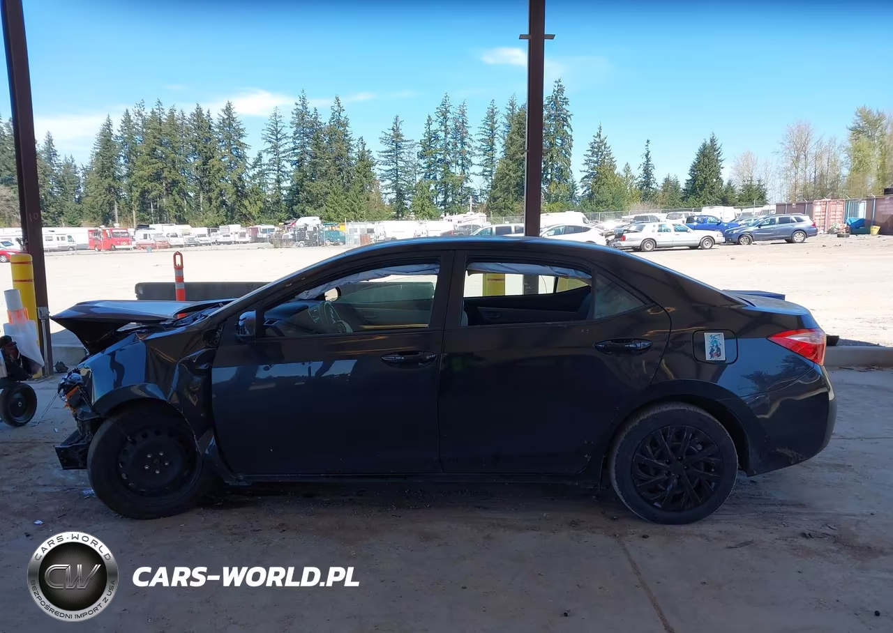 2017 Toyota Corolla Le VIN:2T1BURHE6HC813457 - 15