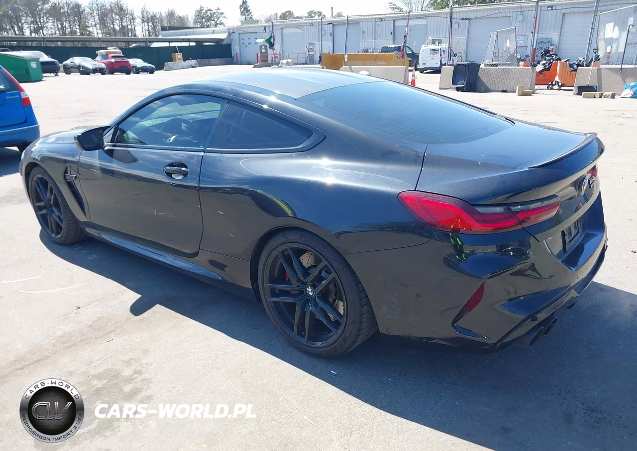 2022 BMW M8 Competition VIN:WBSAE0C02NCG97416 - 3